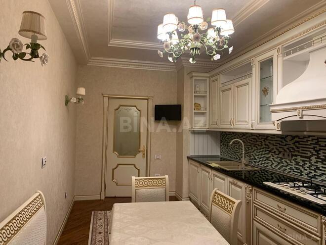 Сдаётся 4-комн. новостройка 180 м², м. Низами, photo 7 from 12