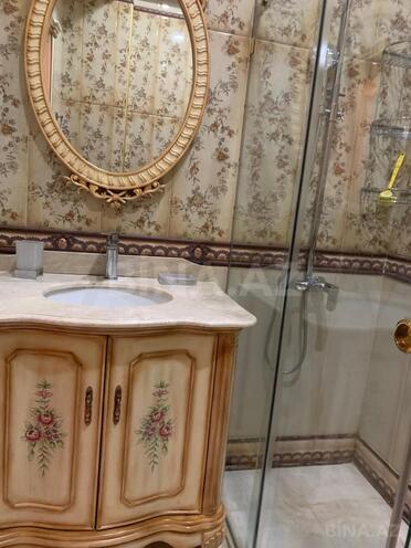 Сдаётся 4-комн. новостройка 180 м², м. Низами, photo 11 from 12