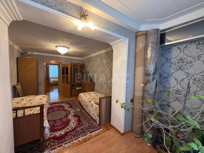 Продаётся 3-комн. вторичка 75 м², м. Нефтчиляр, photo 11 from 18