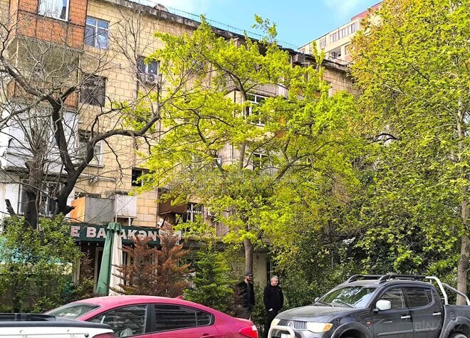 Satılır 2 otaqlı köhnə tikili 50 m², Nərimanov r., photo 3 from 11