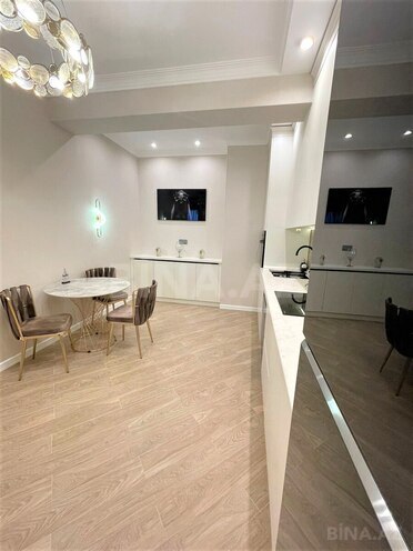 Сдаётся 3-комн. новостройка 120 м², м. Низами, photo 12 from 24
