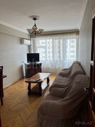 Satılır 2 otaqlı köhnə tikili 74 m², Yasamal r., photo 1 from 15