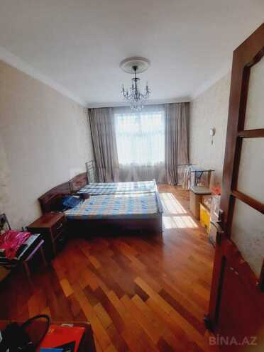 Продаётся 3-комн. вторичка 100 м², м. 8 ноября, photo 7 from 18