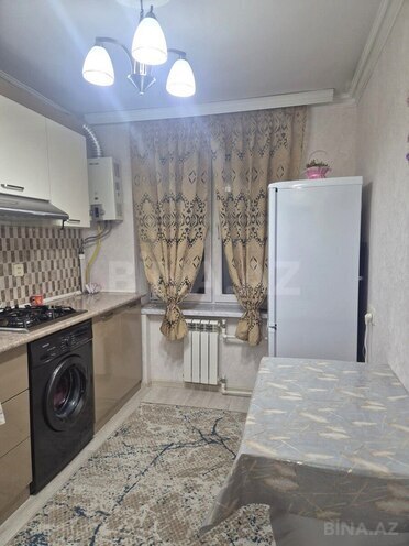 Продаётся 3-комн. вторичка 65 м², Бинагадинский р., photo 7 from 14