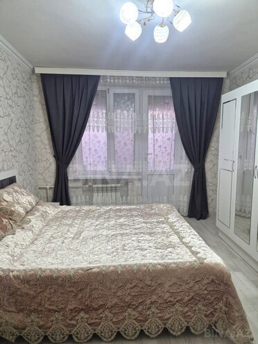 Продаётся 3-комн. вторичка 65 м², Бинагадинский р., photo 4 from 14