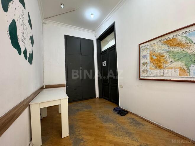 Продаётся 4-комн. вторичка 120 м², м. Ичеришехер, photo 6 from 19