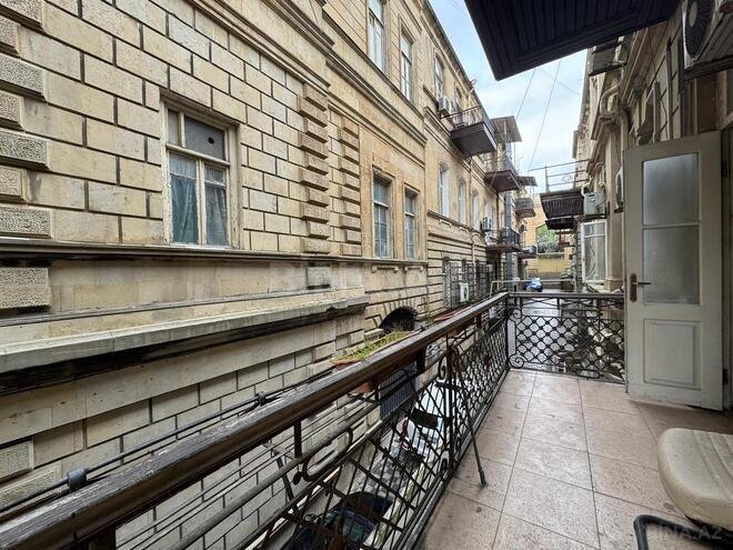 Продаётся 4-комн. вторичка 120 м², м. Ичеришехер, photo 8 from 19