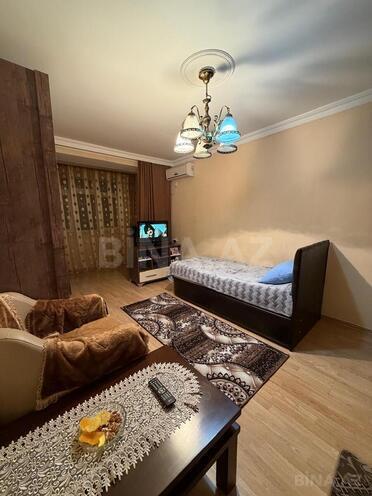 Сдаётся 1-комн. вторичка 35 м², м. Ази Асланов, photo 3 from 9