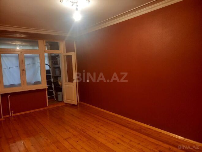 Продаётся 5-комн. вторичка 110 м², м. Кара Караев, photo 5 from 10