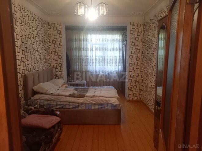 Продаётся 5-комн. вторичка 110 м², м. Кара Караев, photo 4 from 10