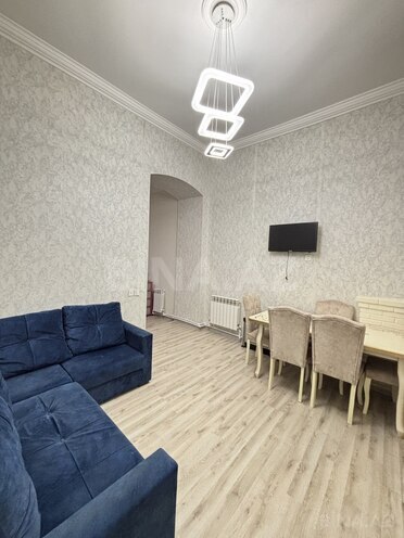 Satılır 2 otaqlı köhnə tikili 40 m², Nizami m., photo 3 from 12