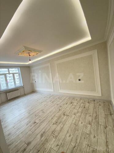 Satılır 2 otaqlı köhnə tikili 70 m², İnşaatçılar m., photo 1 from 17