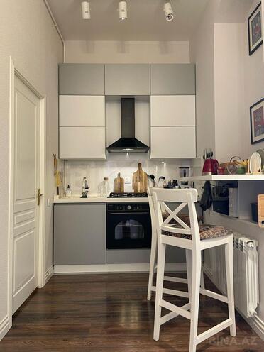 İcarəyə verilir 2 otaqlı köhnə tikili 80 m², Sahil m., photo 11 from 26