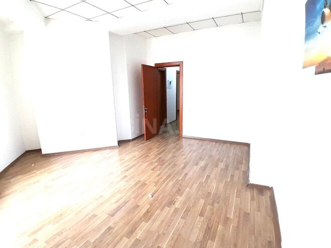 Сдаётся 1-комн. офис 25 м², м. Сахил, photo 10 from 14