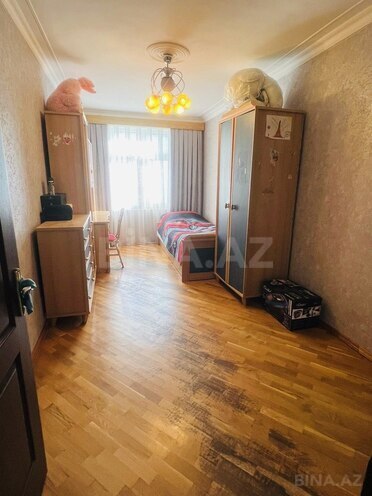 Satılır 3 otaqlı köhnə tikili 75 m², Gənclik m., photo 7 from 12