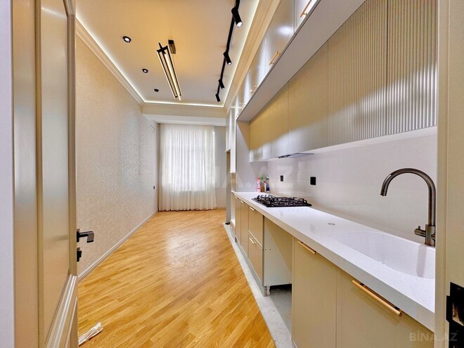 Продаётся 4-комн. новостройка 133 м², м. Кара Караев, photo 15 from 20