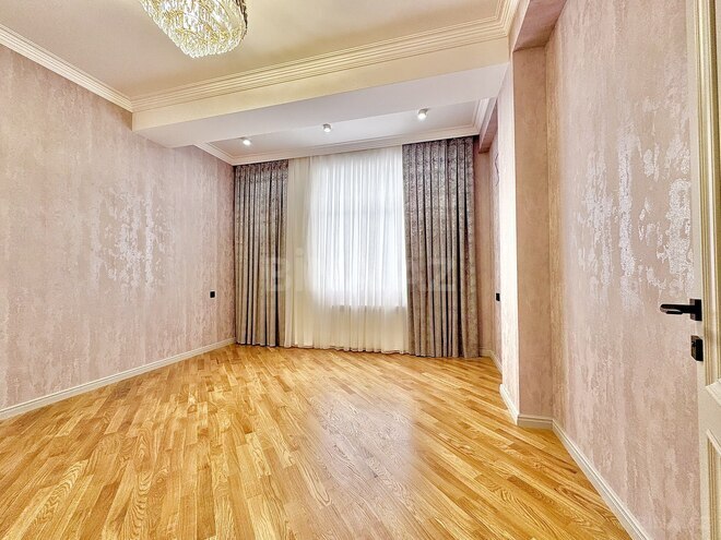 Продаётся 4-комн. новостройка 133 м², м. Кара Караев, photo 13 from 20