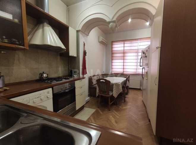 İcarəyə verilir 3 otaqlı köhnə tikili 115 m², İçəri Şəhər m., photo 15 from 25