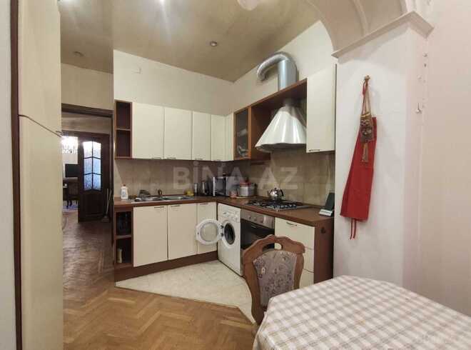 İcarəyə verilir 3 otaqlı köhnə tikili 115 m², İçəri Şəhər m., photo 16 from 25