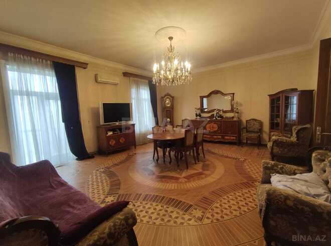 İcarəyə verilir 3 otaqlı köhnə tikili 115 m², İçəri Şəhər m., photo 1 from 25
