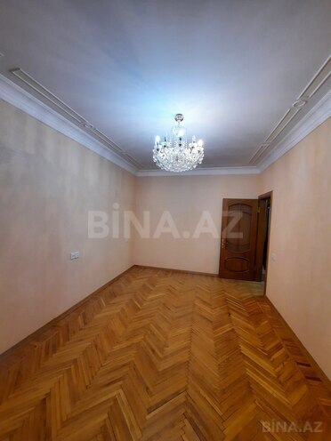 Продаётся 3-комн. вторичка 80 м², м. Ази Асланов, photo 10 from 20