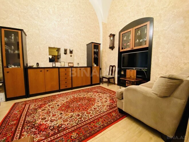 Сдаётся 3-комн. вторичка 70 м², м. Ичеришехер, photo 23 from 27