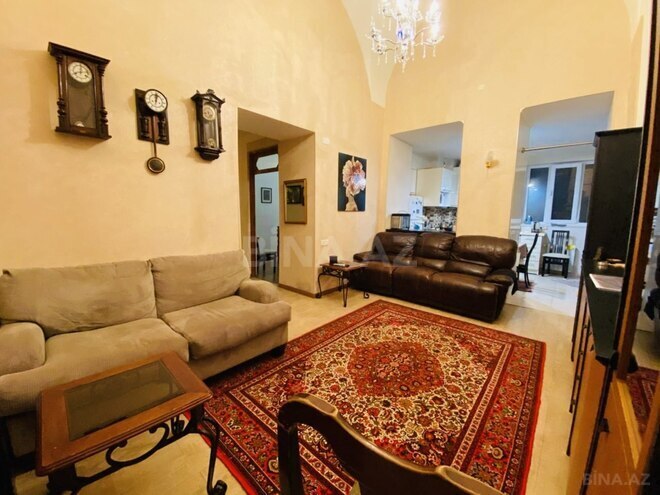 Сдаётся 3-комн. вторичка 70 м², м. Ичеришехер, photo 6 from 27