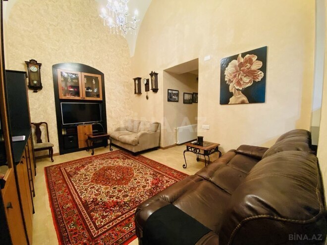 Сдаётся 3-комн. вторичка 70 м², м. Ичеришехер, photo 4 from 27