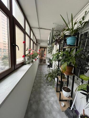 Satılır 4 otaqlı köhnə tikili 110 m², Elmlər Akademiyası m., photo 25 from 30