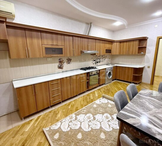 İcarəyə verilir 3 otaqlı yeni tikili 135 m², Nərimanov r., photo 5 from 13