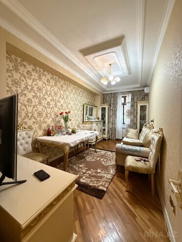 Satılır 2 otaqlı yeni tikili 78 m², İnşaatçılar m., photo 1 from 13