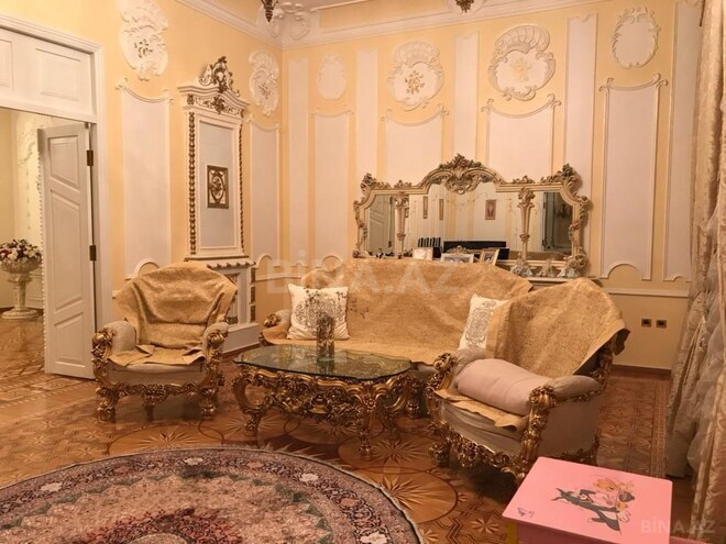 Satılır 3 otaqlı köhnə tikili 290 m², Sahil m., photo 5 from 14