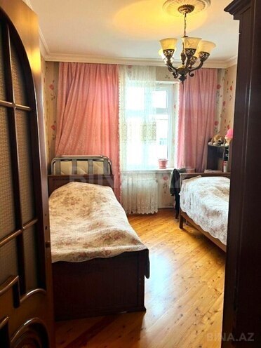 Продаётся 3-комн. вторичка 85 м², Хатаинский р., photo 4 from 9