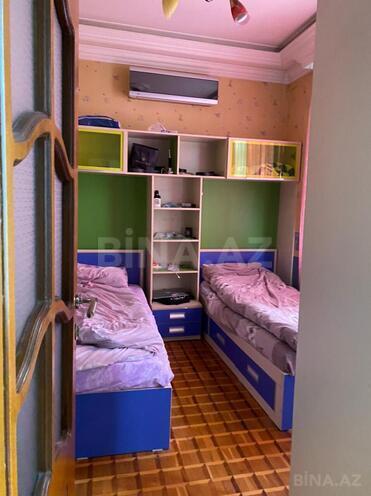 Продаётся 3-комн. вторичка 70 м², м. 28 мая, photo 3 from 10