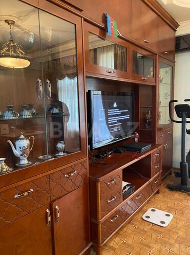 Продаётся 3-комн. вторичка 70 м², м. 28 мая, photo 4 from 10