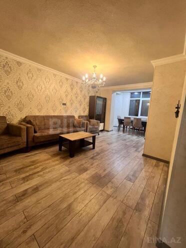 Продаётся 3-комн. вторичка 64 м², пос. Бадамдар, photo 1 from 16