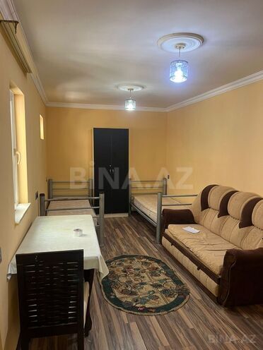 İcarəyə verilir 2 otaqlı həyət evi/bağ evi 42 m², İnşaatçılar m., photo 1 from 8