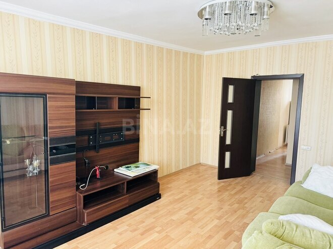 Satılır 3 otaqlı köhnə tikili 78 m², İnşaatçılar m., photo 5 from 13