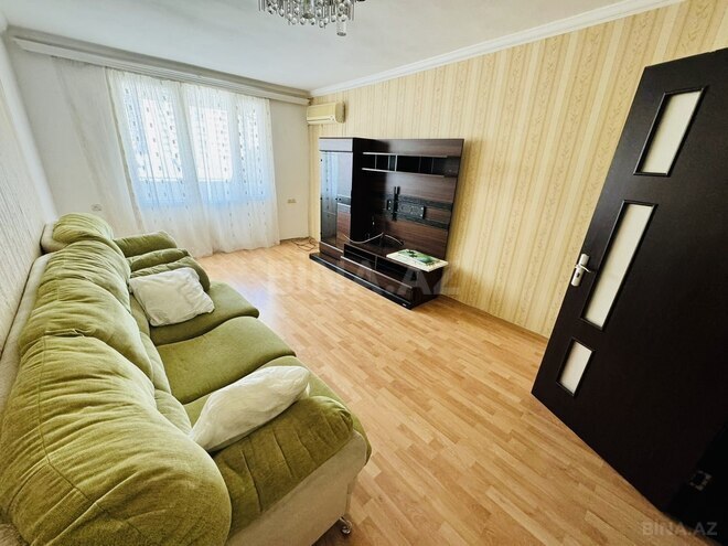 Satılır 3 otaqlı köhnə tikili 78 m², İnşaatçılar m., photo 3 from 13