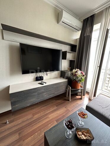 Продаётся 2-комн. новостройка 50 м², м. Иншаатчылар, photo 1 from 12