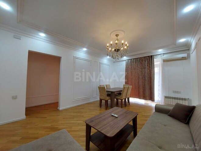 Сдаётся 3-комн. вторичка 100 м², м. Низами, photo 3 from 14