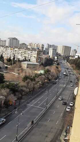 Продаётся 2-комн. вторичка 45 м², м. Ази Асланов, photo 1 from 8