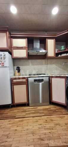 Satılır 4 otaqlı köhnə tikili 90 m², Nizami m., photo 17 from 23