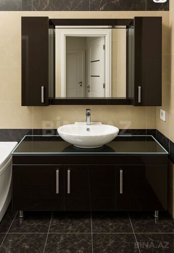 Продаётся 3-комн. новостройка 178 м², м. Низами, photo 8 from 10