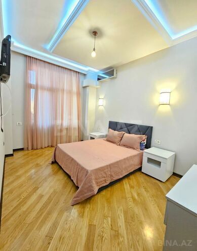 Продаётся 3-комн. новостройка 178 м², м. Низами, photo 3 from 10