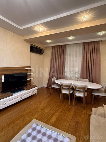 İcarəyə verilir 3 otaqlı yeni tikili 115 m², 28 May m., photo 4 from 17