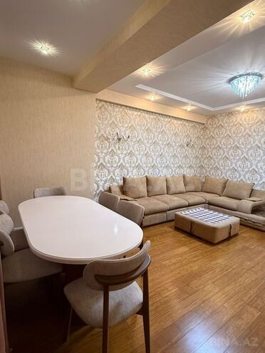 İcarəyə verilir 3 otaqlı yeni tikili 115 m², 28 May m., photo 1 from 17