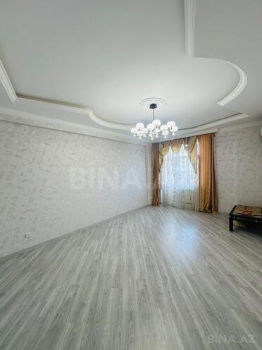 Продаётся 2-комн. новостройка 65 м², м. Нефтчиляр, photo 1 from 12