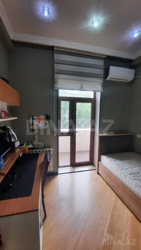 Продаётся 3-комн. вторичка 86 м², м. Низами, photo 3 from 16