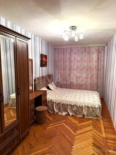İcarəyə verilir 3 otaqlı köhnə tikili 70 m², Elmlər Akademiyası m., photo 3 from 14
